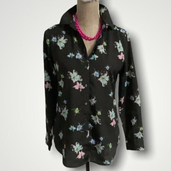 Banana Republic Black Floral Button Down Shirt - Picture 2 of 13